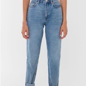 UO bdg blue mom jeans-25